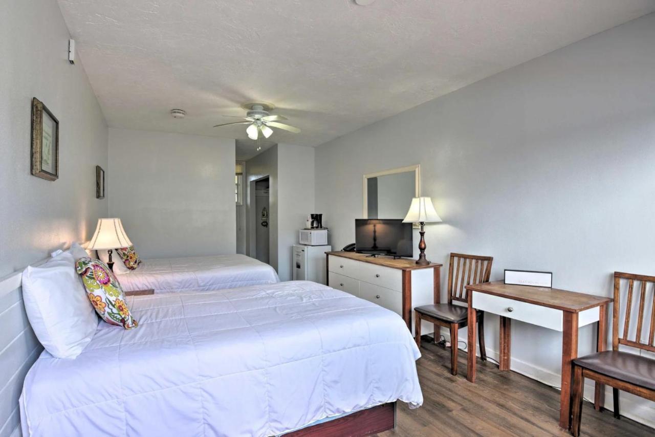 Coastal Waters 108-109- 2 Bedroom 2 Bath Pool Side Condo! 新士麦那海滩 外观 照片